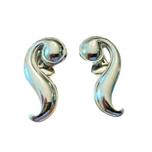 Vintage Alice Silver-Tone Clip On Earrings 1 1/2" - Picture 1 of 5